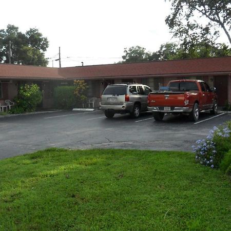 Skylit Motel Clearwater Esterno foto