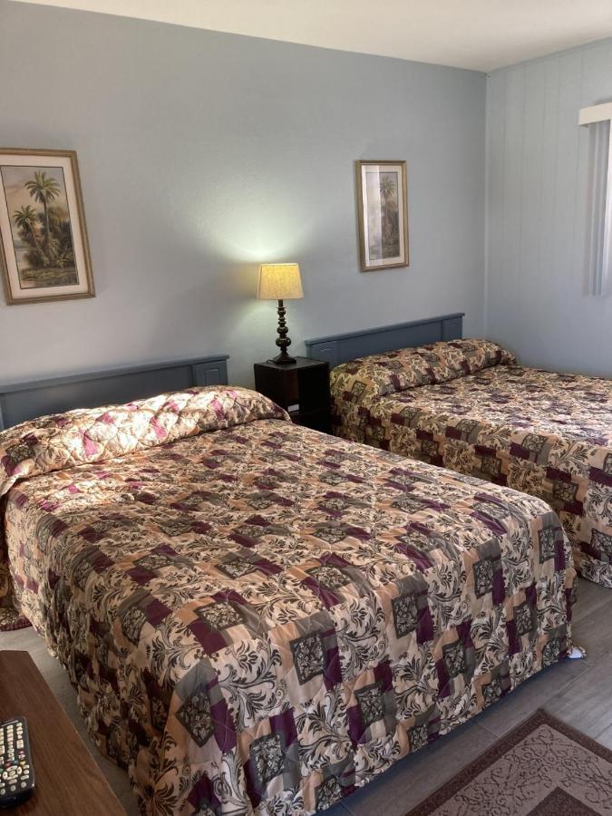 Skylit Motel Clearwater Esterno foto